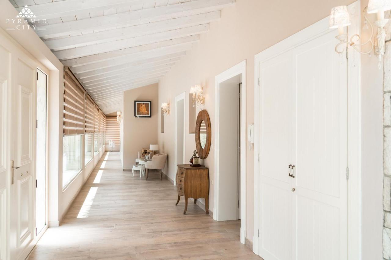 Luxury Villa Aphrodite Ájos Spyrídon Eksteriør bilde